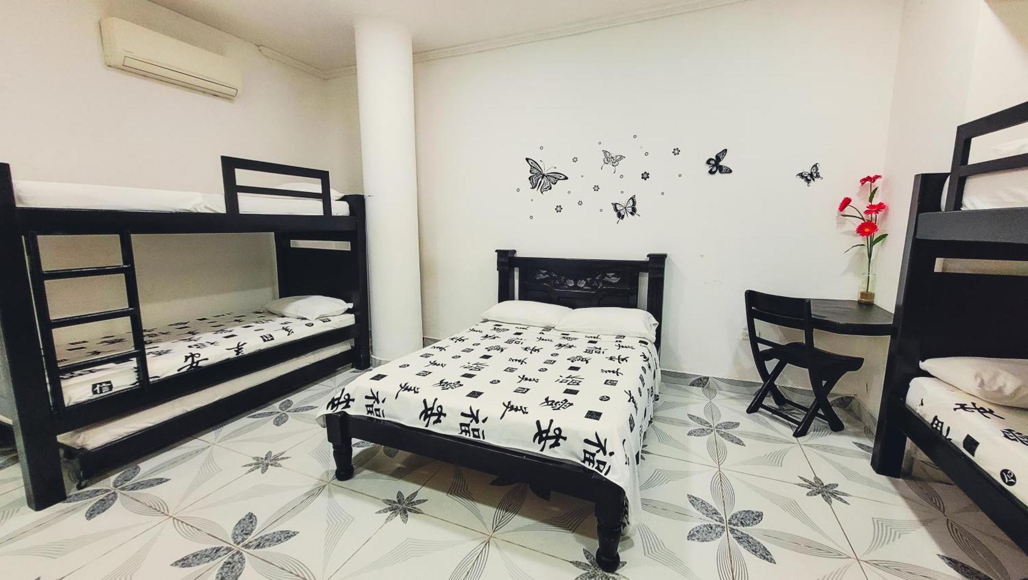Hotel Beijing Cartagena Kültér fotó